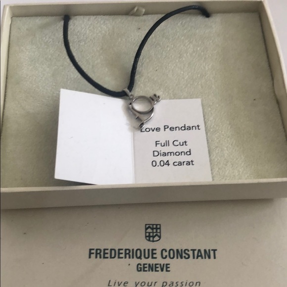 - Frédérique Constant Love Pendant Full Cut Diamond - Picture 2 of 8